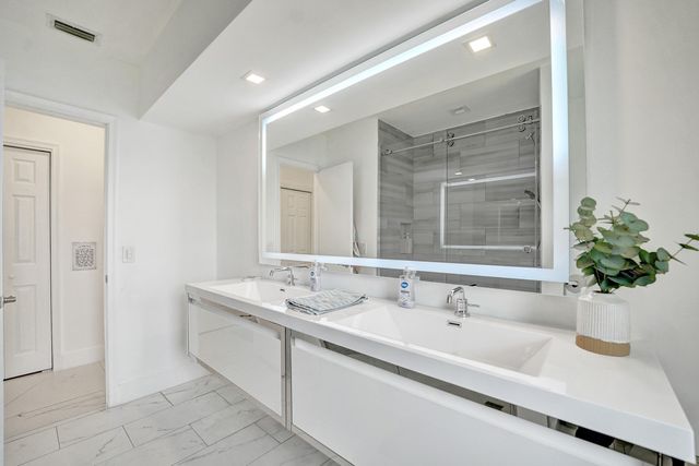 3630 N 55th Avenue, Hollywood, FL 33021