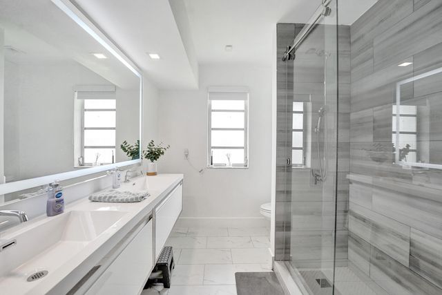 3630 N 55th Avenue, Hollywood, FL 33021