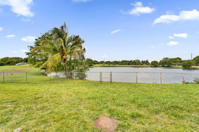 3630 N 55th Avenue, Hollywood, FL 33021