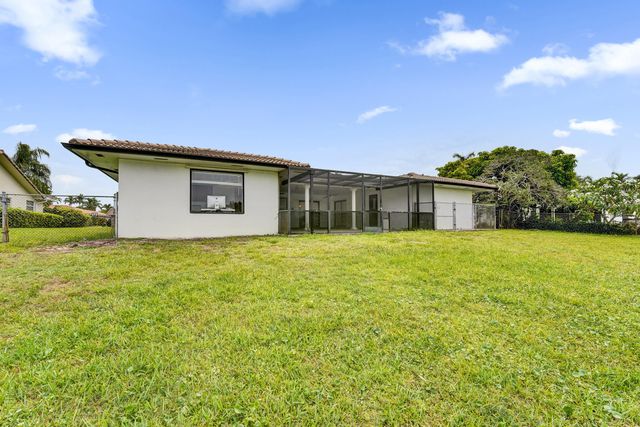 3630 N 55th Avenue, Hollywood, FL 33021