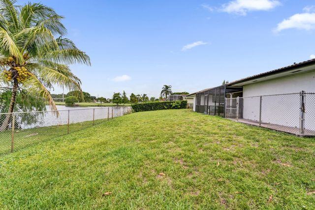 3630 N 55th Avenue, Hollywood, FL 33021