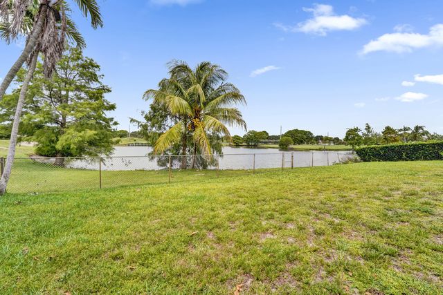 3630 N 55th Avenue, Hollywood, FL 33021