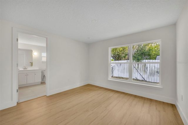 1303 STOWE AVENUE, Mount Dora, FL 32757