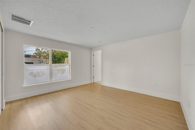 1303 STOWE AVENUE, Mount Dora, FL 32757