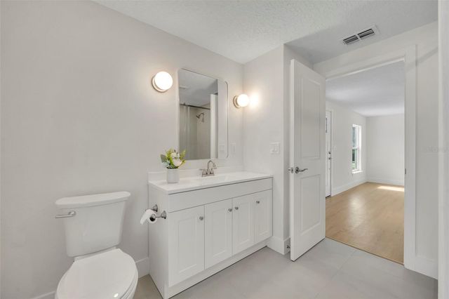 1303 STOWE AVENUE, Mount Dora, FL 32757