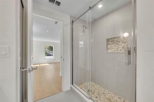 1303 STOWE AVENUE, Mount Dora, FL 32757