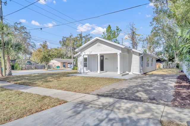 1303 STOWE AVENUE, Mount Dora, FL 32757