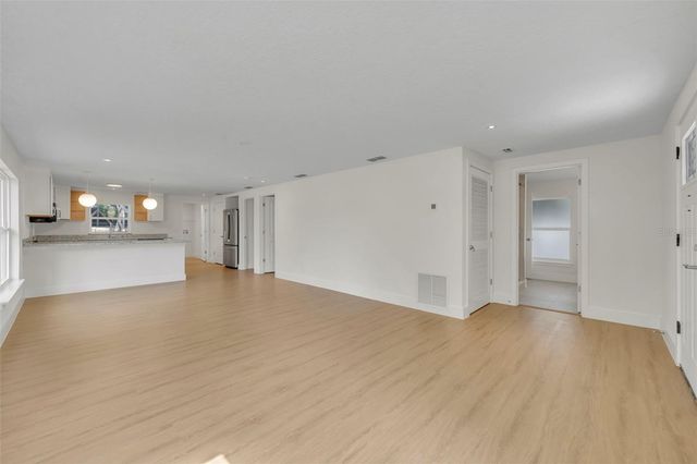 1303 STOWE AVENUE, Mount Dora, FL 32757