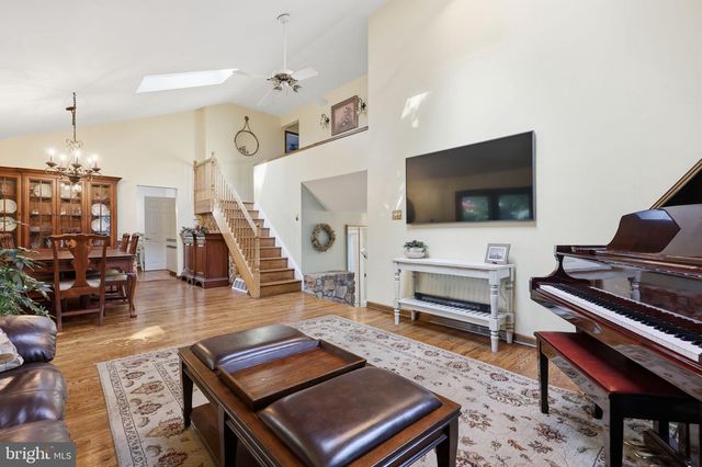 186 WINDMILL RD, Willow Grove, PA 19090