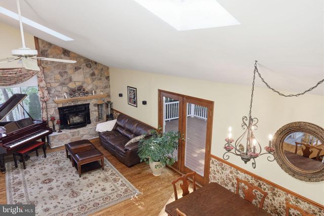 186 WINDMILL RD, Willow Grove, PA 19090