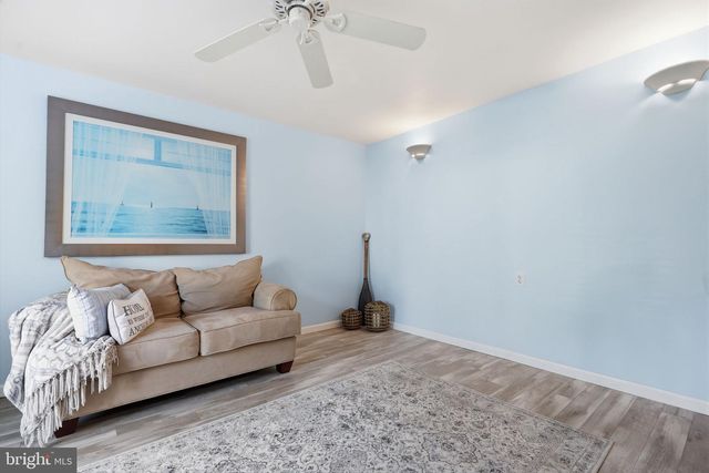 186 WINDMILL RD, Willow Grove, PA 19090