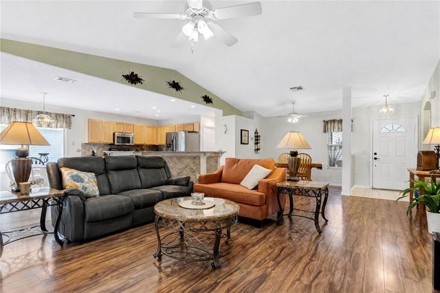 228 GRAND VISTA TRAIL, Leesburg, FL 34748