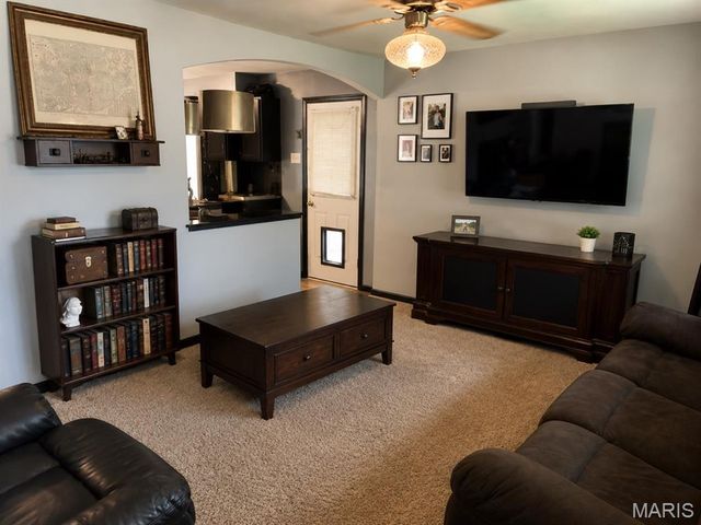 2849 Paula Court, High Ridge, MO 63049