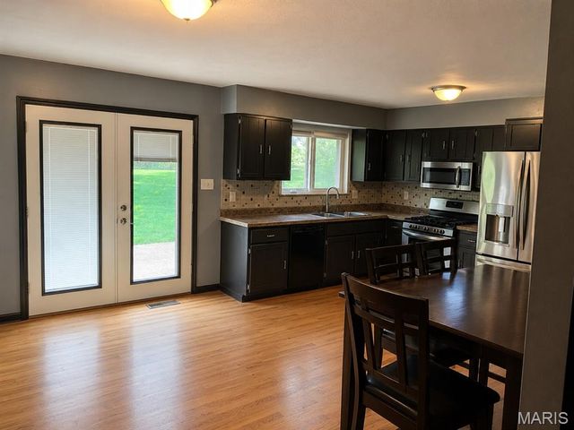 2849 Paula Court, High Ridge, MO 63049