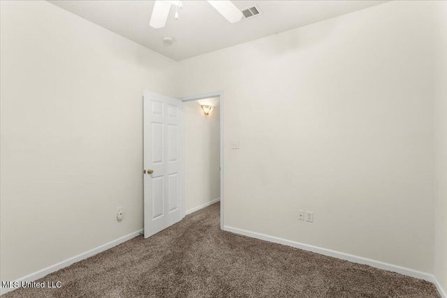 9512 Live Oak Avenue, Ocean Springs, MS 39564