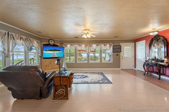 29760 S 550 Road, Afton, OK 74331