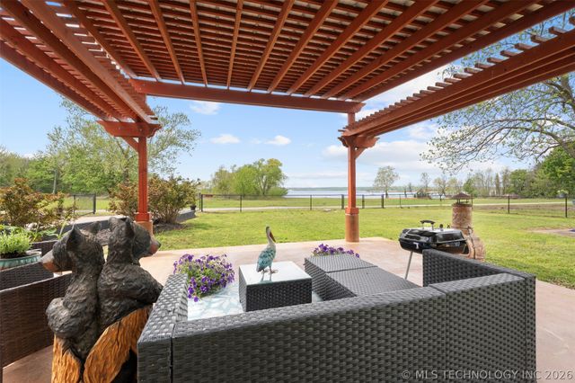 29760 S 550 Road, Afton, OK 74331