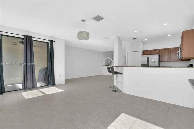 11228 SW 239th St 11228, Homestead, FL 33032