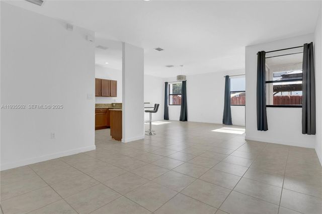 11228 SW 239th St 11228, Homestead, FL 33032