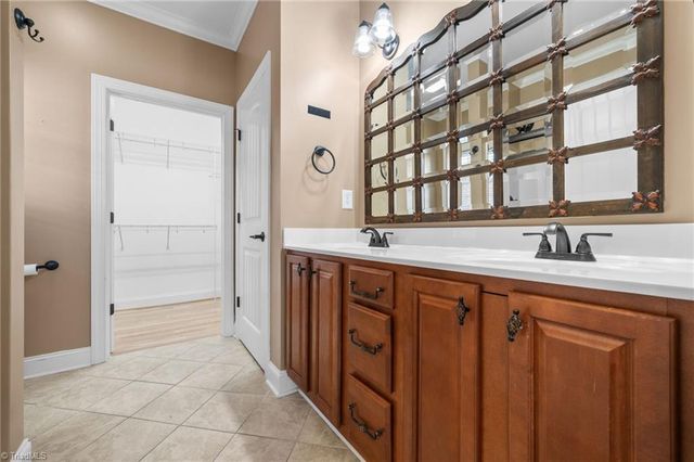 404 Suzanne Lane, Lexington, NC 27295