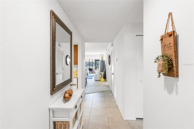 7218 CLOISTER DRIVE 7218, Sarasota, FL 34231