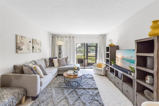 7218 CLOISTER DRIVE 7218, Sarasota, FL 34231