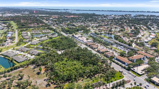 7218 CLOISTER DRIVE 7218, Sarasota, FL 34231