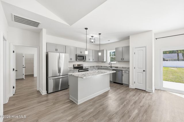 507 Leatherwood Drive NW, Calabash, NC 28467
