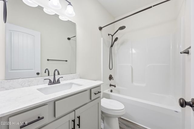 507 Leatherwood Drive NW, Calabash, NC 28467