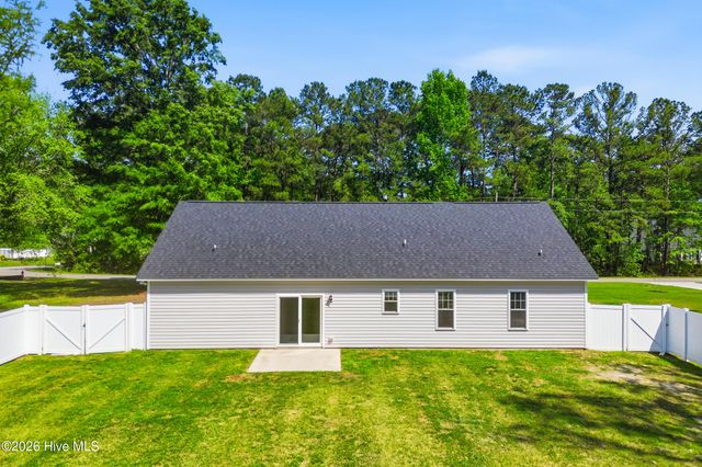 507 Leatherwood Drive NW, Calabash, NC 28467