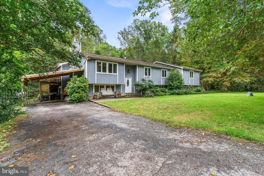 641 WALTON RD, Huntingtown, MD 20639