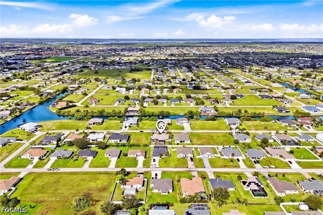 211 NW 26th AVE, Cape Coral, FL 33993