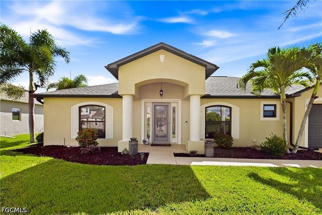 211 NW 26th AVE, Cape Coral, FL 33993