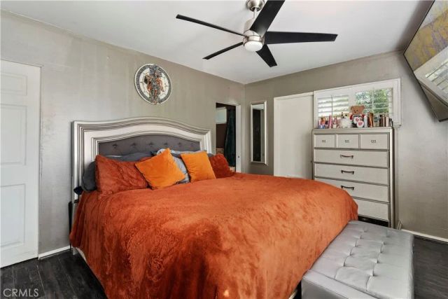 8540 Chimineas, Northridge, CA 91325