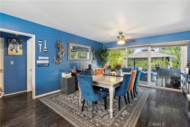 8540 Chimineas, Northridge, CA 91325