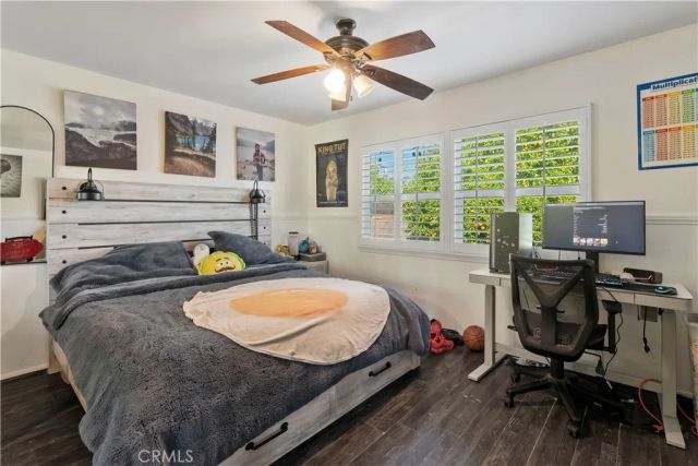 8540 Chimineas, Northridge, CA 91325