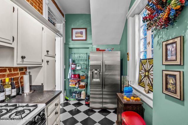 1337 S 1st St APT 1, Louisville, KY 40208