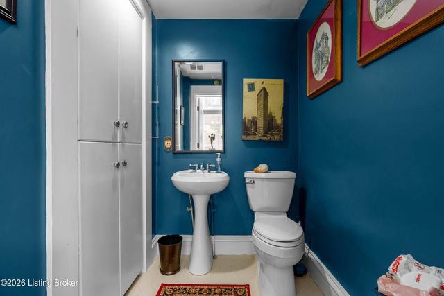 1337 S 1st St APT 1, Louisville, KY 40208