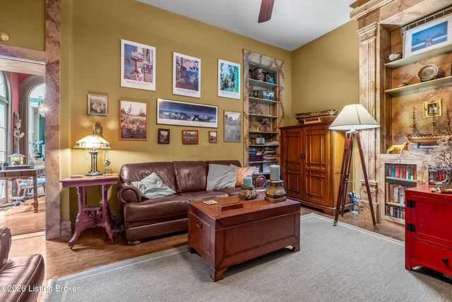1337 S 1st St APT 1, Louisville, KY 40208