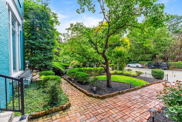 1337 S 1st St APT 1, Louisville, KY 40208