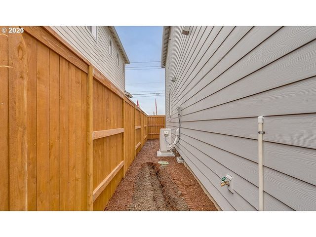 501 Sw EATON Blvd, Battle Ground, WA 98604