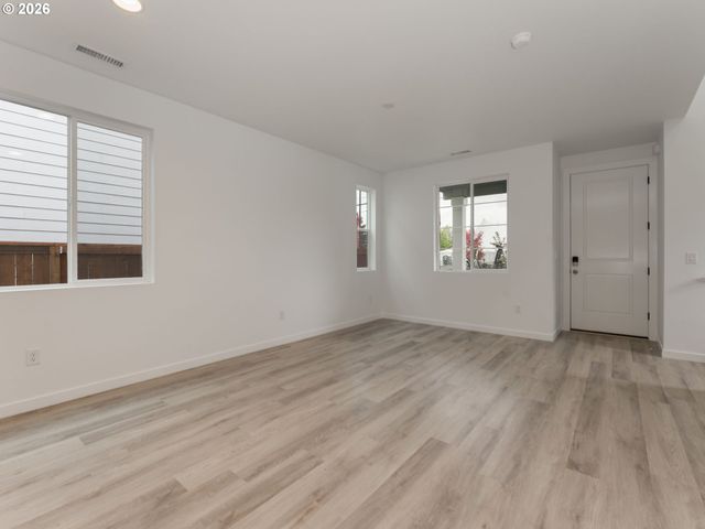 501 Sw EATON Blvd, Battle Ground, WA 98604