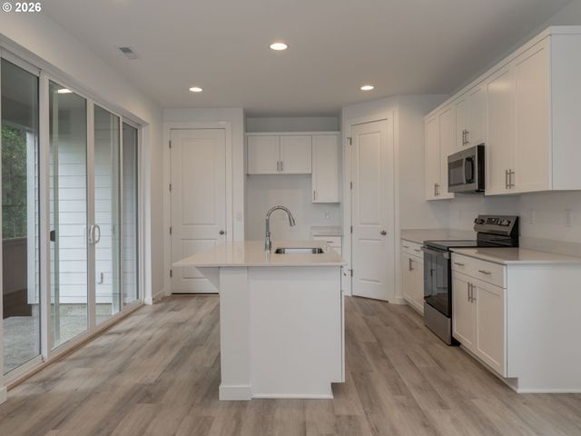 501 Sw EATON Blvd, Battle Ground, WA 98604