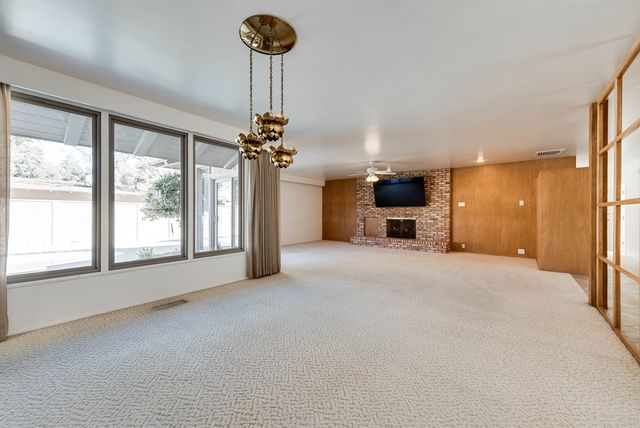 1706 Dotsy Ave, Odessa, TX 79763