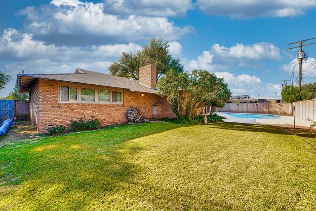 1706 Dotsy Ave, Odessa, TX 79763