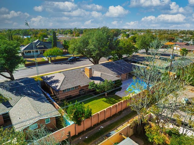 1706 Dotsy Ave, Odessa, TX 79763