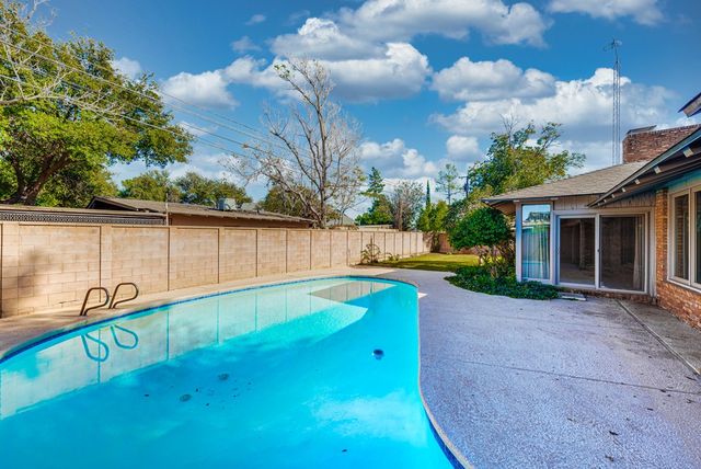 1706 Dotsy Ave, Odessa, TX 79763