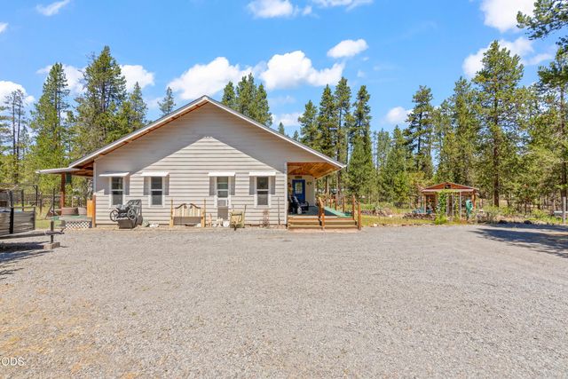 53621 Woodchuck Drive, La Pine, OR 97739