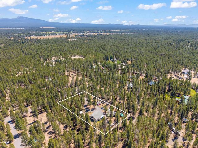 53621 Woodchuck Drive, La Pine, OR 97739