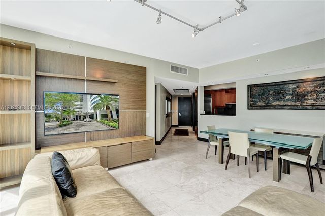 333 Las Olas Way 1608, Fort Lauderdale, FL 33301